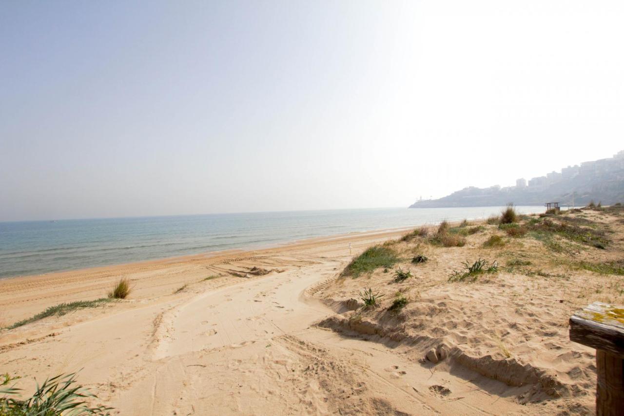Apartamento A Pie De Playa 쿠엘라 외부 사진