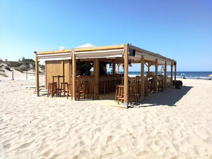 Apartamento A Pie De Playa 쿠엘라 외부 사진